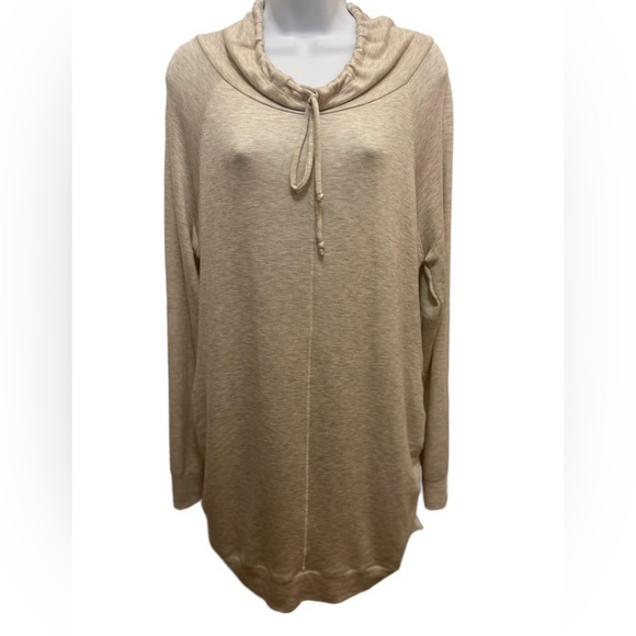Femme By Tresics Top Maternity NWT Size XL HOST PICK! - Picture 1 of 7